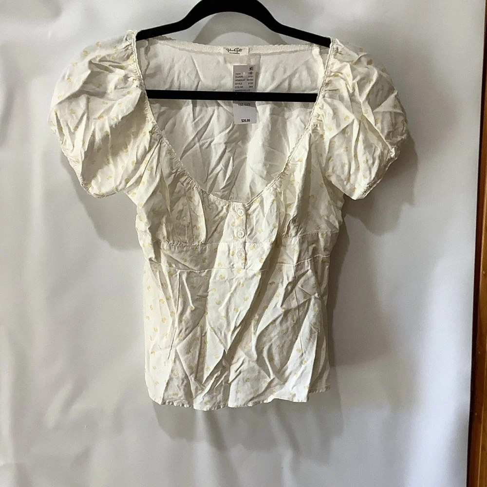 Brandy Melville blouse with ducks - Picture 2 of 10